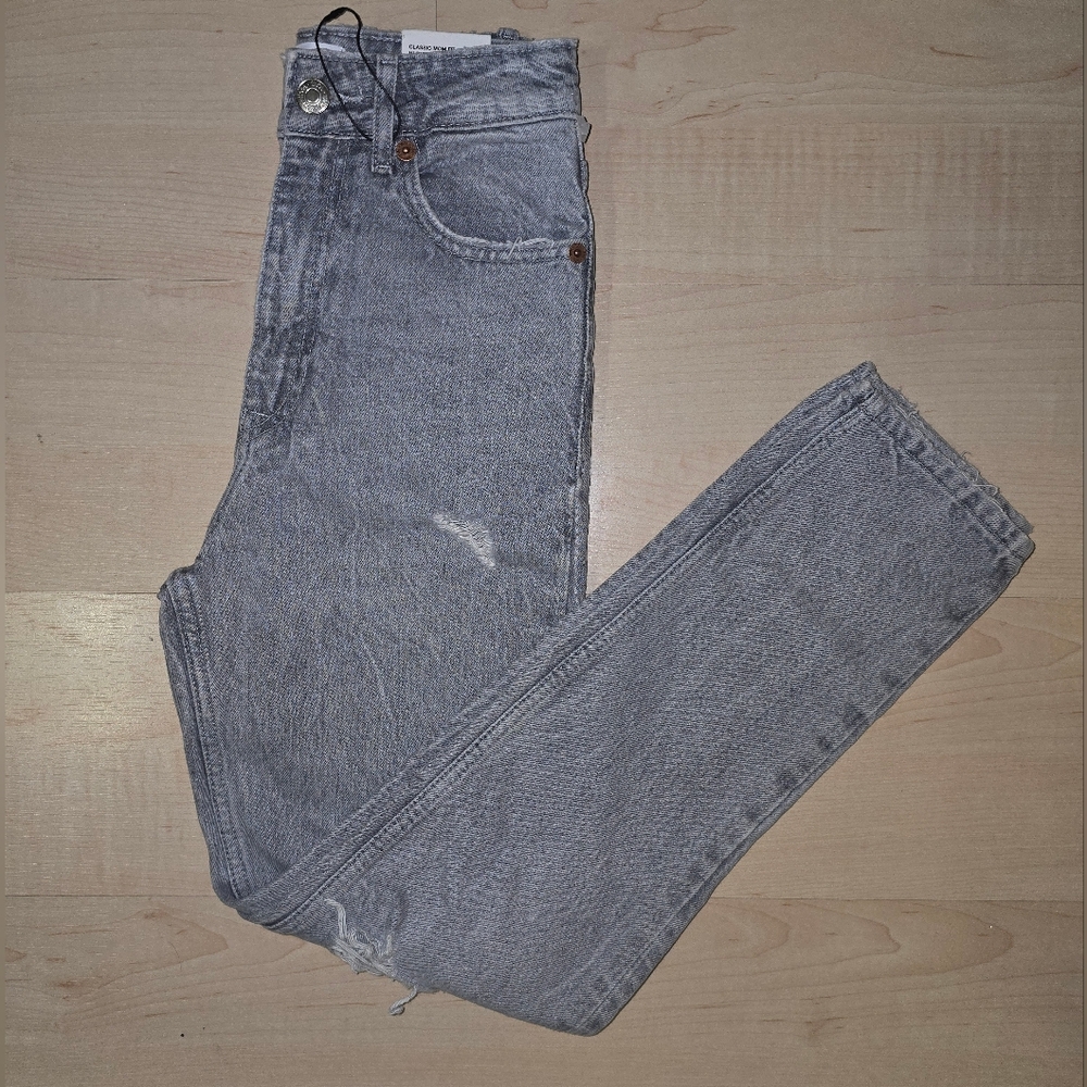 NWT Zara Gray Hi-Rise Classic Mom Fit Ankle Jeans Size: 0